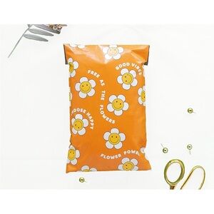 6x9 Polymailers, 25 ct, Free as the Flowers